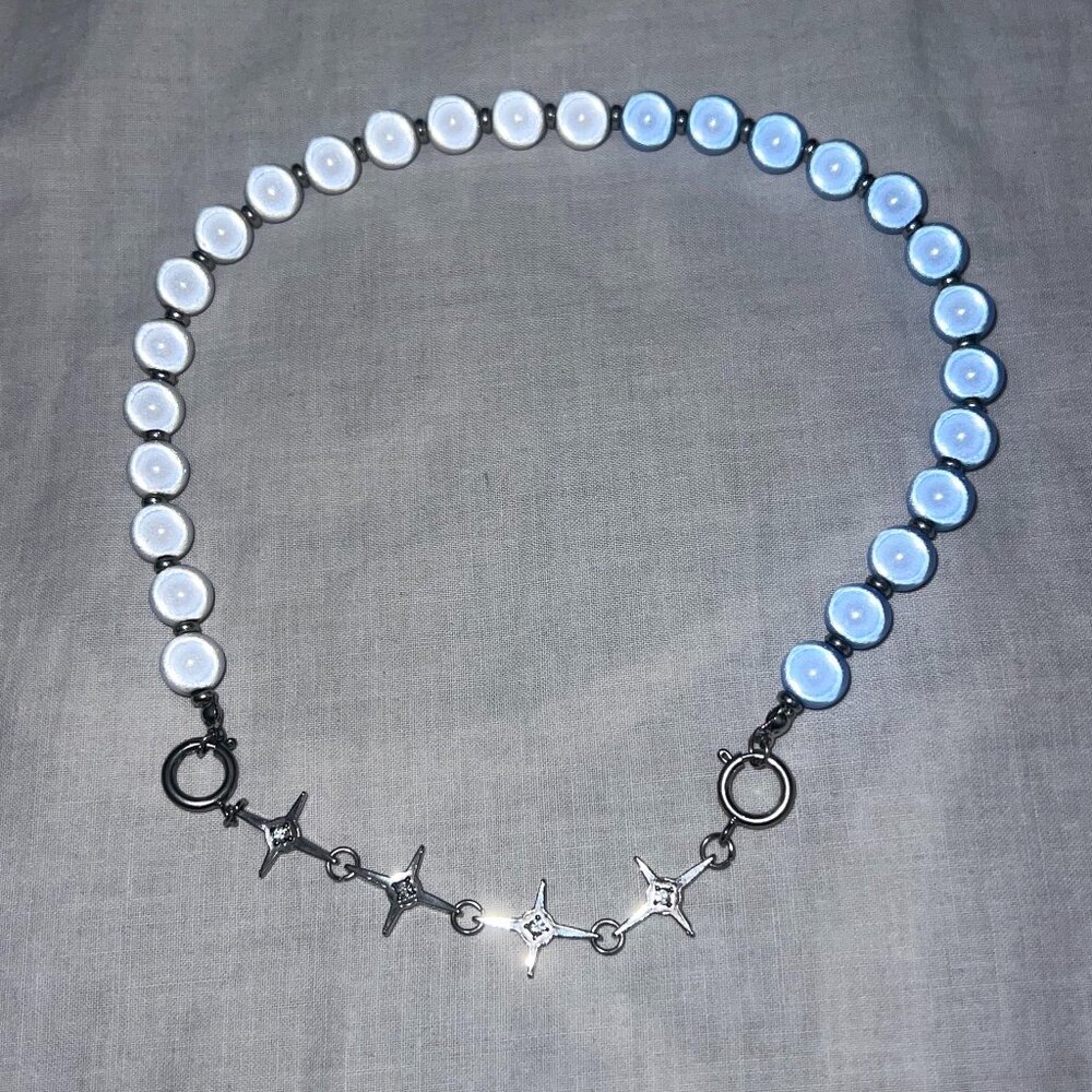 Irregular Fluorescent Blue and White Pearl and Star Choker